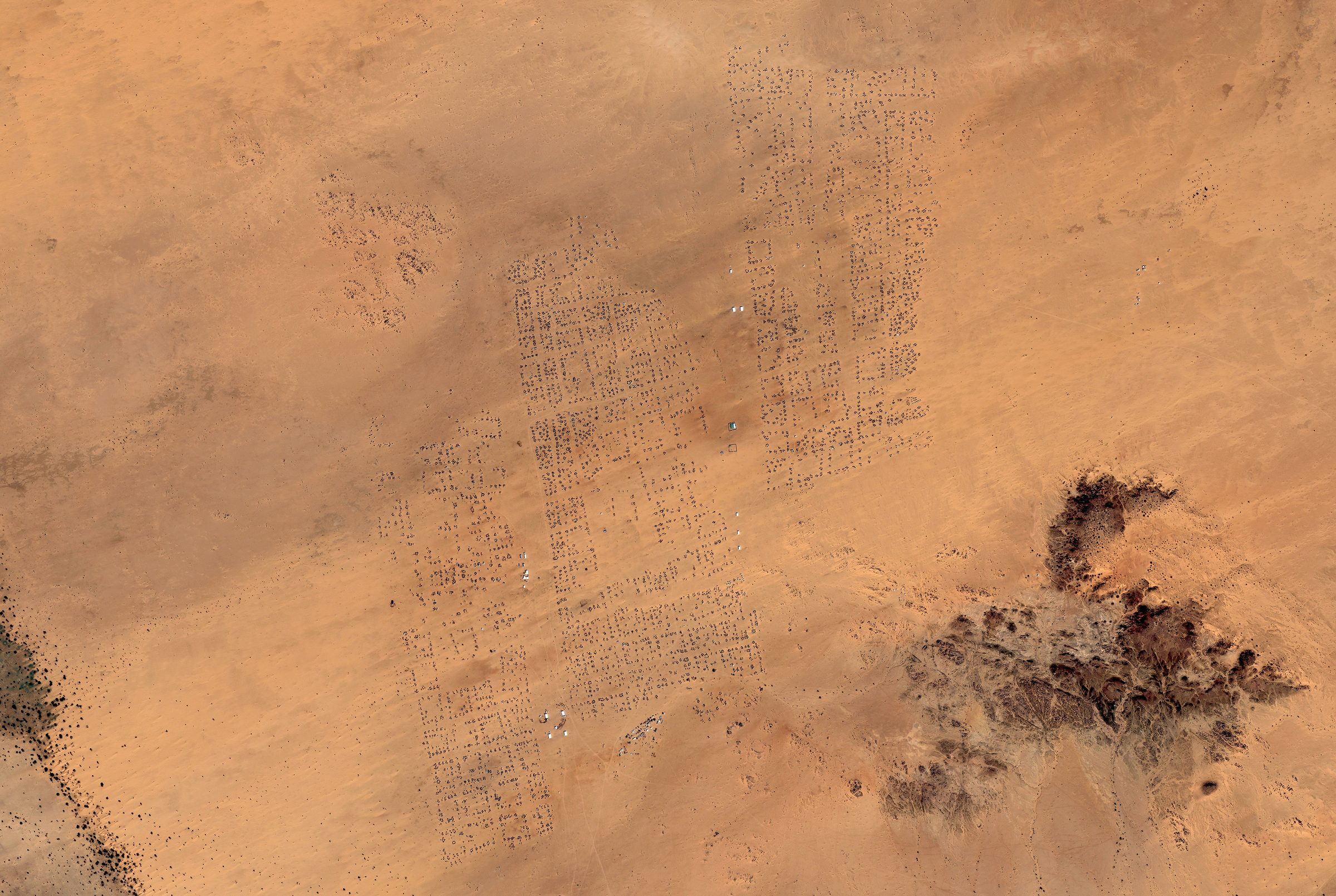Oure Cassoni, earlier satellite view